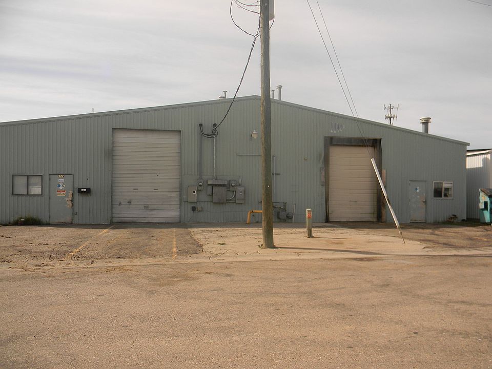 1st image of 211 Versaw Ct #1
