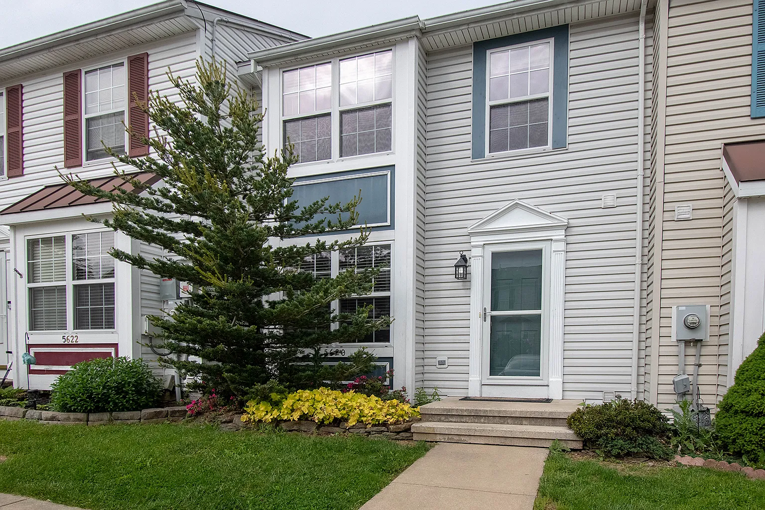 5620 Queen Anne Court - 1 — Photo 1