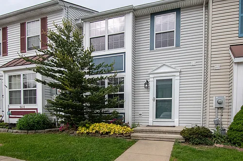 5620 Queen Anne Ct #1 Photo 1