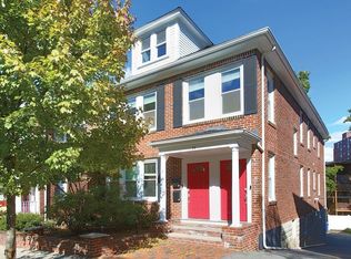 11 Atherton Rd #2, Brookline, MA 02446