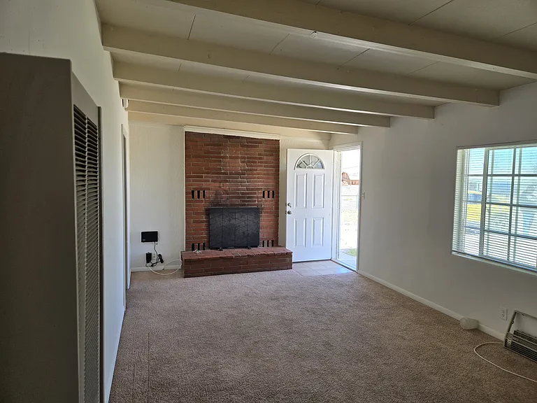 34568 Western Dr — Photo 2