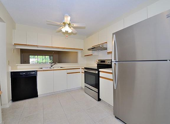 2nd image of 5740 Woodmere Lake Cir