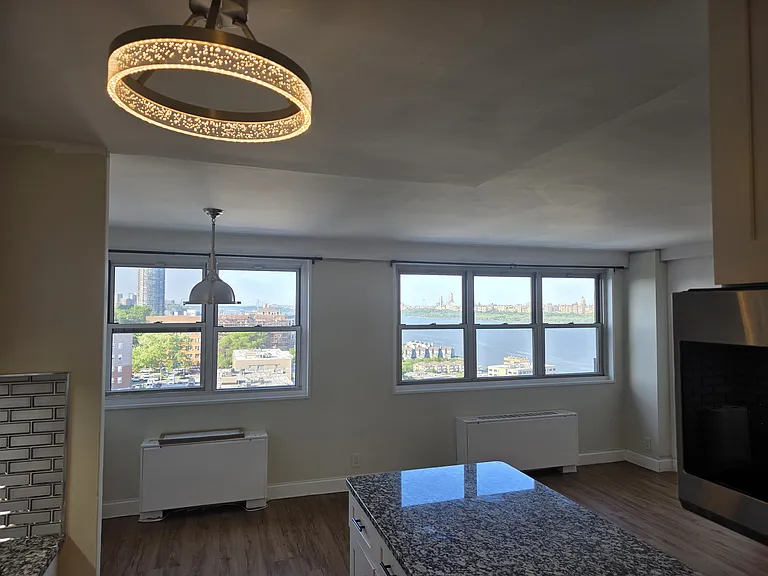7100 Boulevard East #7 — Photo 9