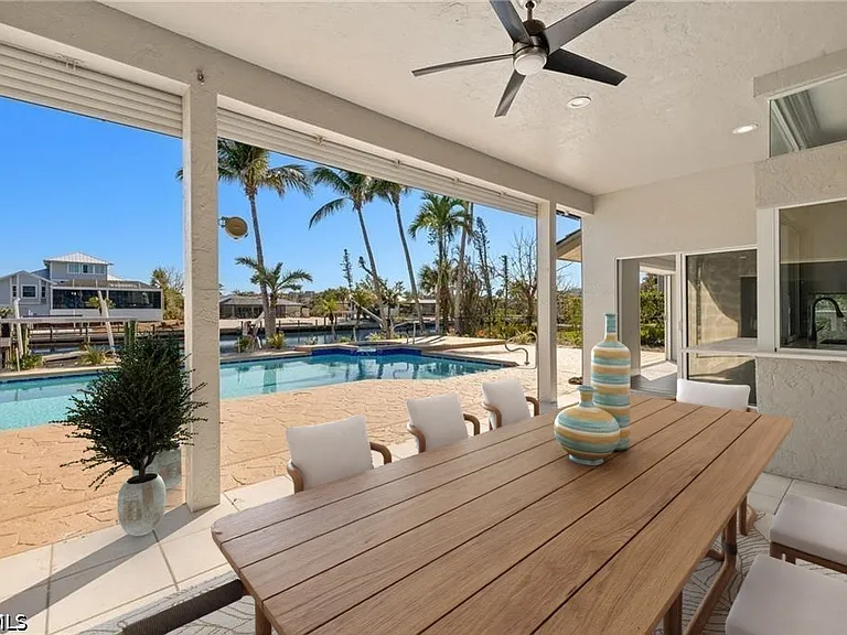780 Beach Rd — Photo 22