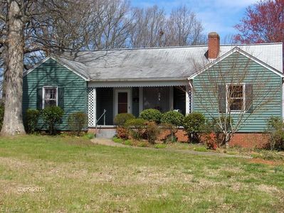 145 E Harson St, Winston Salem, NC, 27127