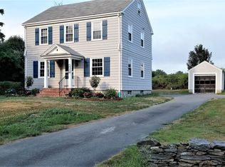 286 Paradise Ave, Newport, RI 02842