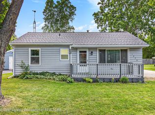 1020 Tracy St, Owosso, MI 48867