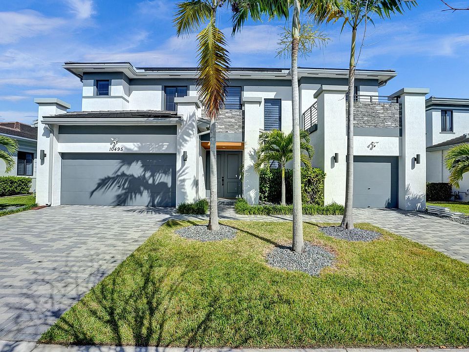 1st image of 10495 S Lago Vista Circle