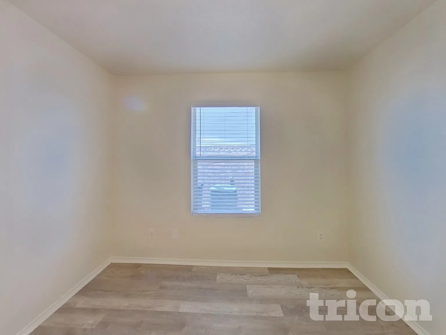 4913 Creek Ridge Trl Fort Worth TX — Photo 4