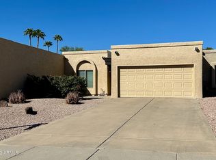 2424 Desert Cactus St, Phoenix, AZ 85032