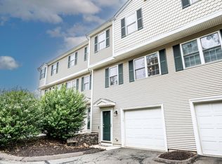 396 Main St APT 3, Wallingford, CT 06492