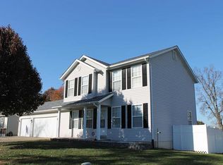 1200 Sleepy Hollow Dr, Troy, MO 63379