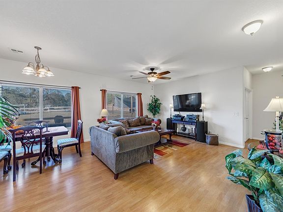 5th image of 2611 Holmquist Ln #2009