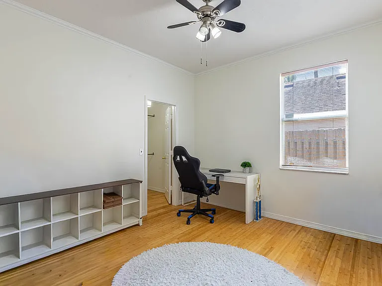 1725 Soaring Heights Cir — Photo 18