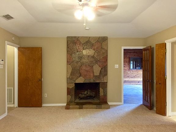 2nd image of 2930 Apple Valley Dr
