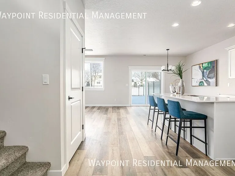 2094 S Defio Pl — Photo 6