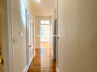 1423 Cambridge St #4R, Cambridge, MA 02139