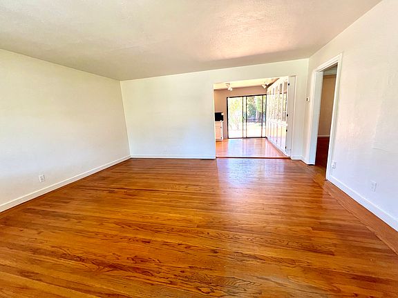 5th image of 221 Hermosa Ave