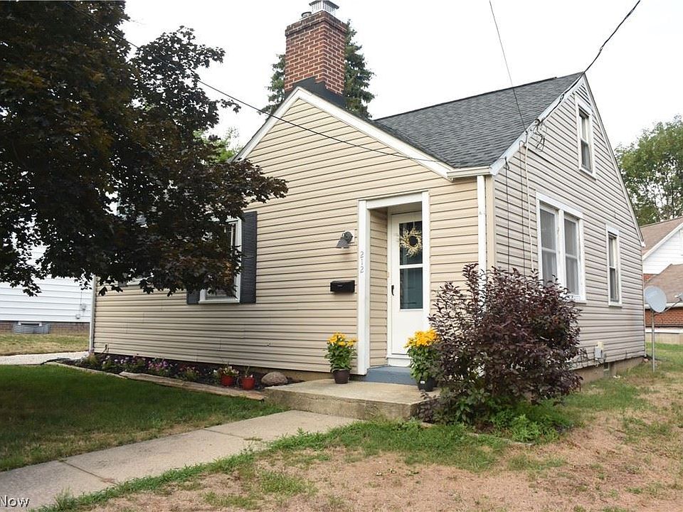 1st image of 212 Donner Ave NW
