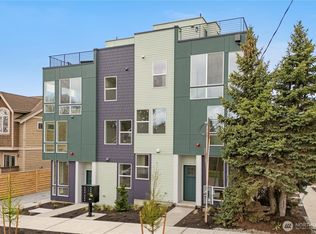 3851 Woodlawn Ave N, Seattle, WA 98103