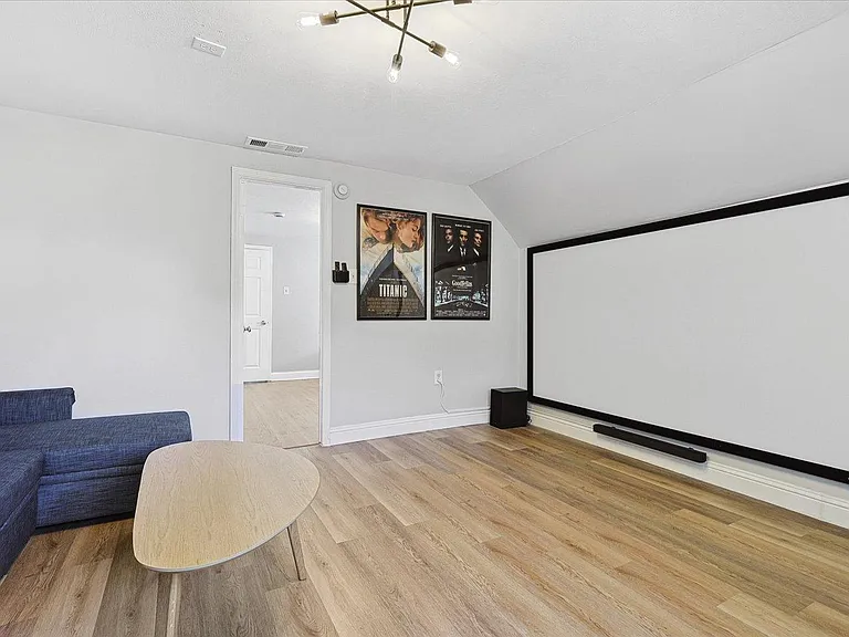 3608 Courtdale Dr #3608 — Photo 9