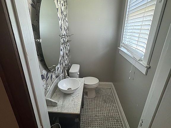 5th image of 1103 23rd St