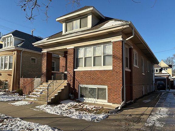 2nd image of 2118 S 61st Ct