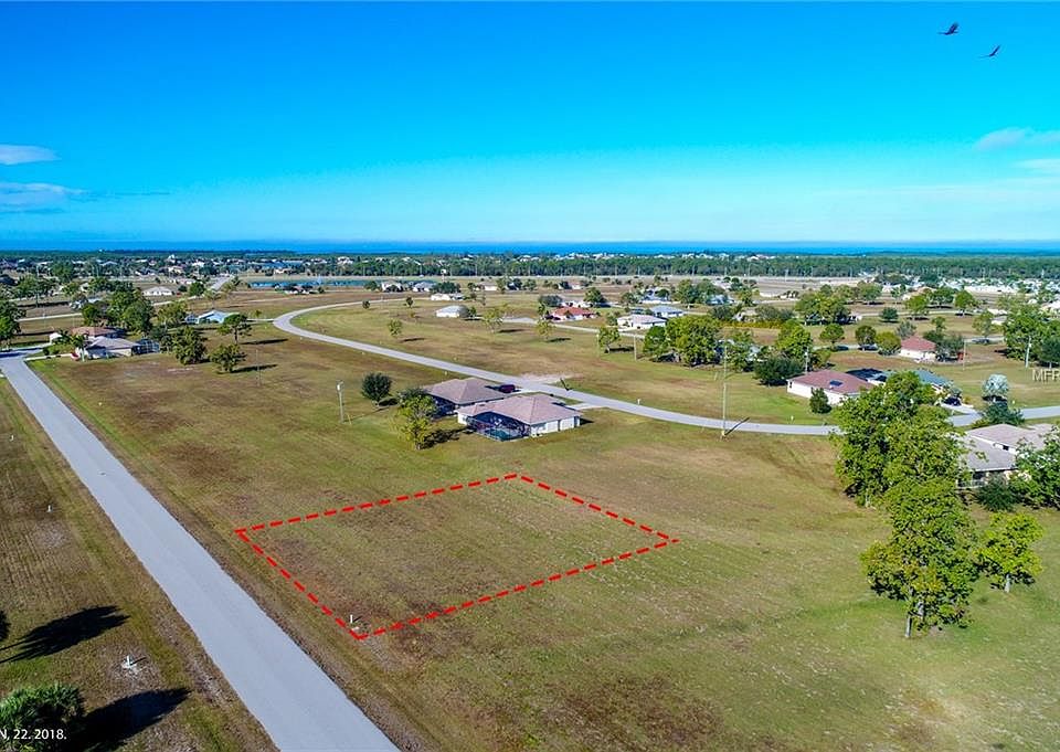 1st image of 25262 Cadiz Dr