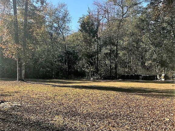 2nd image of 441 Clyo Shawnee Rd