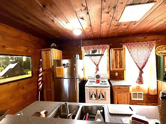 Gally Kitchen