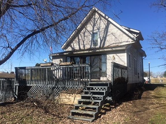 5th image of 79 W Cherry St