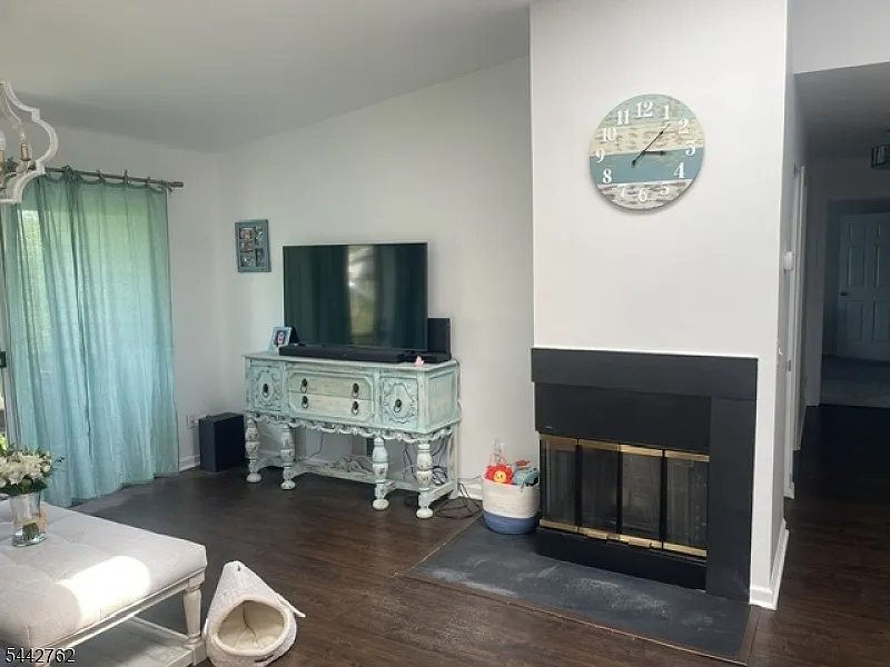 237 Robertson Way, Lincoln Park, NJ 07035 — Photo 3