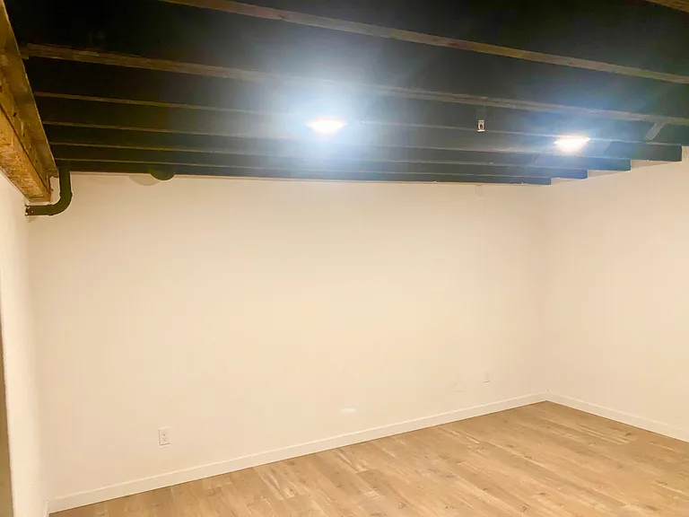 174 S Howard St #10 — Photo 10