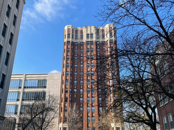 5346 S Cornell Ave APT 203, Chicago, IL 60615