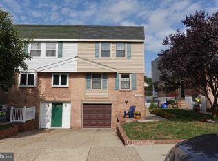 10906 Templeton Dr, Philadelphia, PA 19154