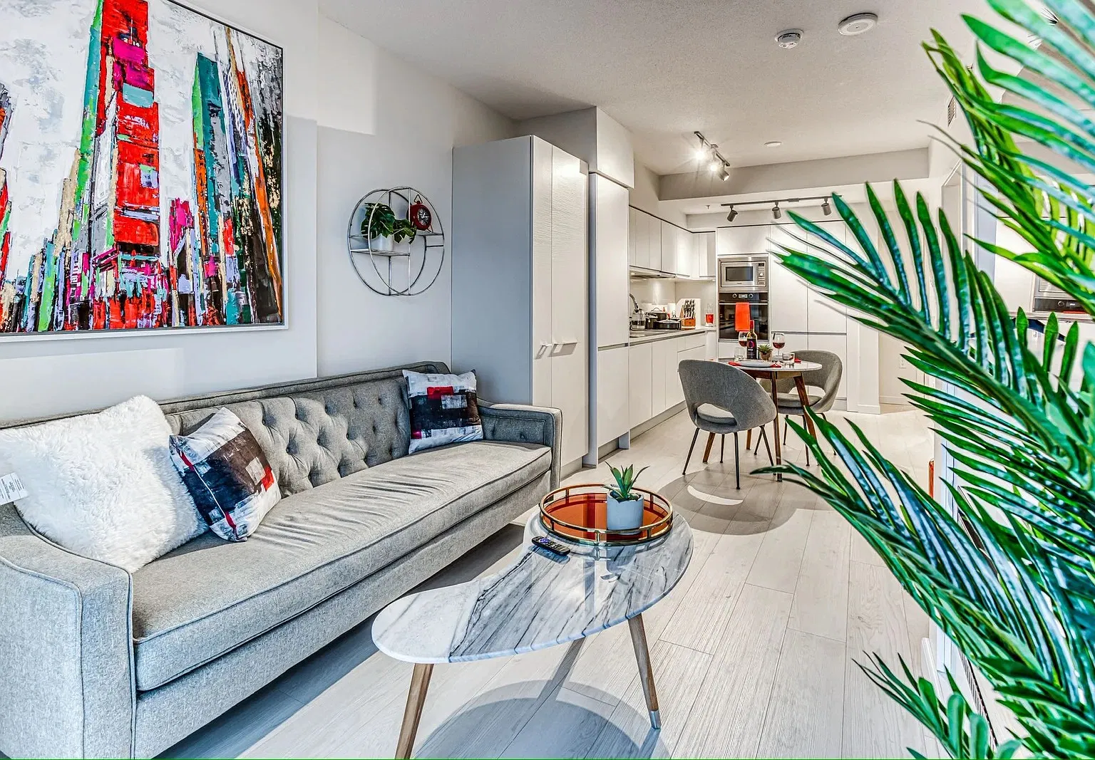 Fully Furnished, 90 Day Minimum - 1 Bed + Den in Olympic Village, Vancouver — Photo 3