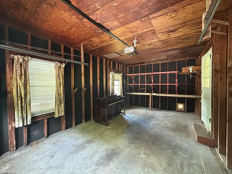 1005 Ridgecrest Rd — Photo 6