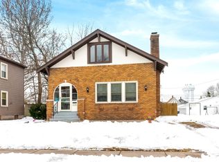 1436 40th St, Rock Island, IL 61201