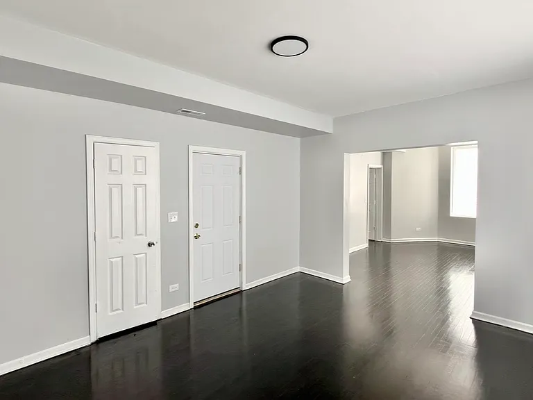 1537 S Saint Louis Ave #3F — Photo 9