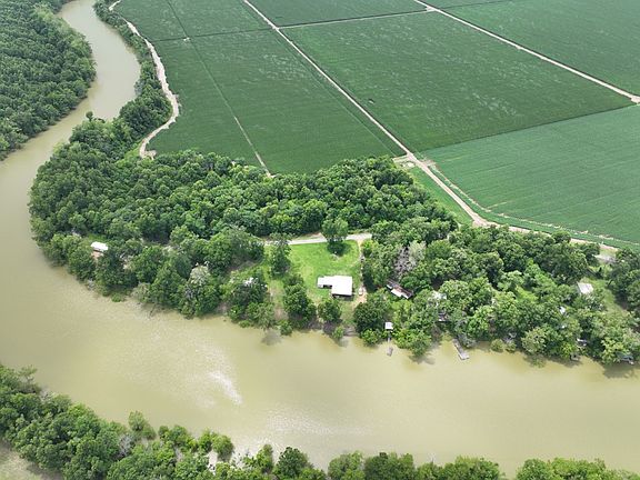 4th image of 3343 Bayou Louie Rock Rd