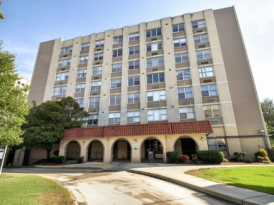 1st image of 4300 W Ford City Dr APT 708