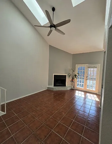 7525 Holly Hill Dr #32 — Photo 9