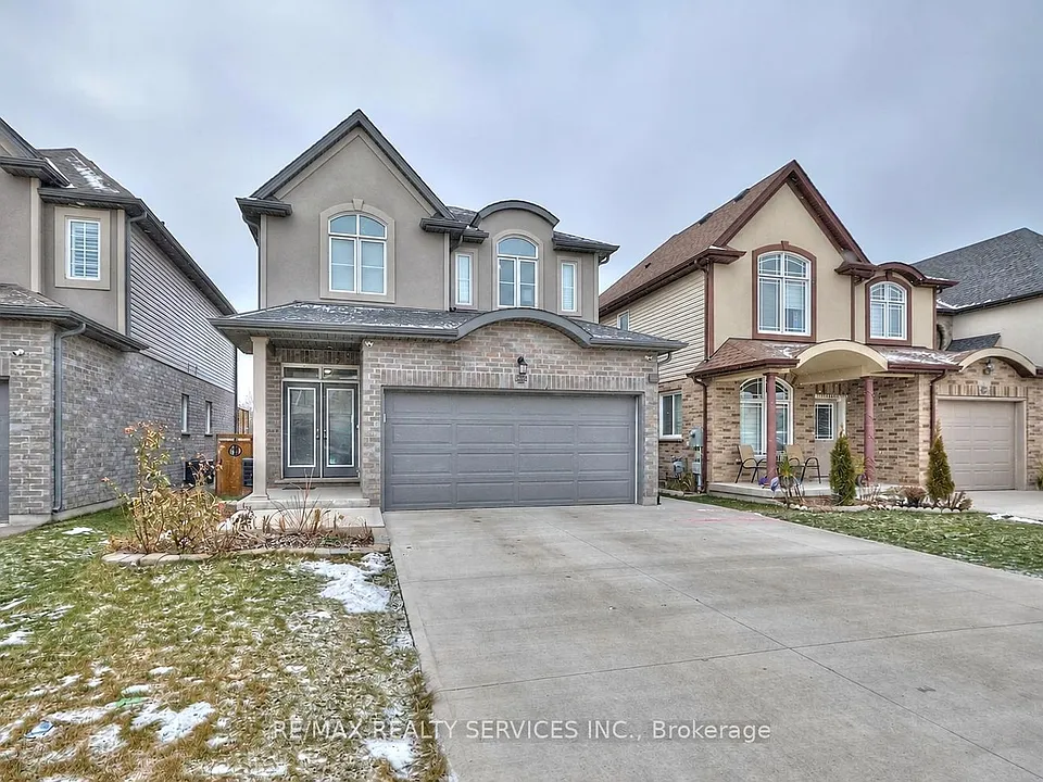 6045 Ernest Cres #UPPER
