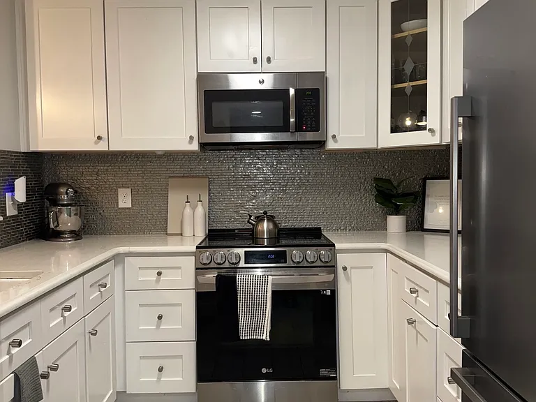 3650 Ashford Dunwoody Rd NE — Photo 2