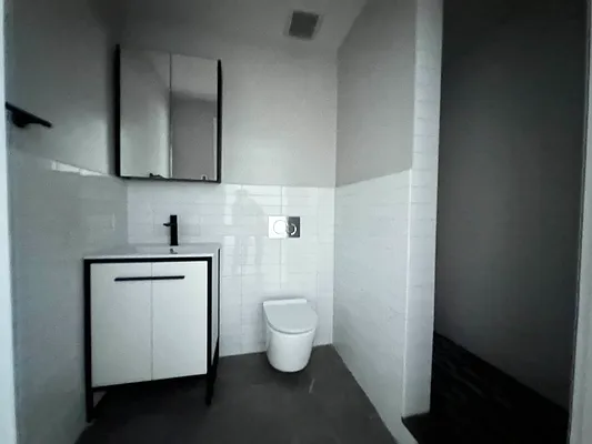 Rented by Bruma Realty LLC | media 23