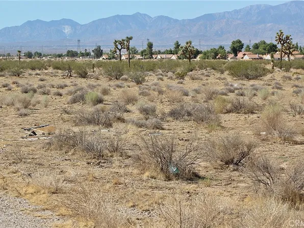 1111 Rhode Island Rd, Adelanto, CA 92301