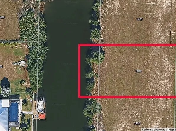1404 NW 13th Pl, Cape Coral, FL 33993