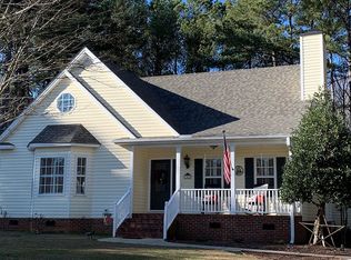 701 Pondview Ct, Rocky Mount, NC 27804