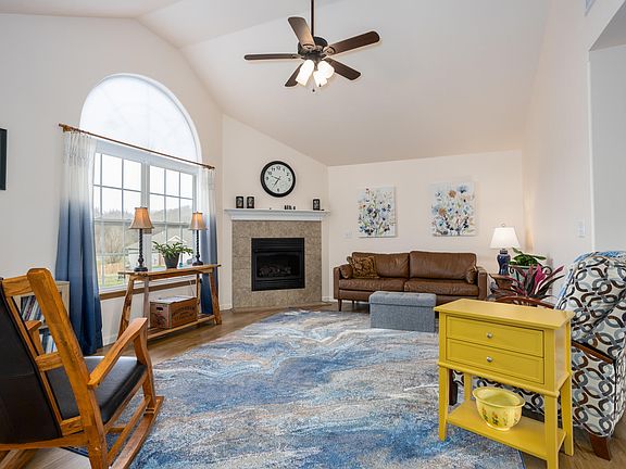5th image of 4482 N Toby Avenue