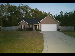 189 Trenton Ct, Raeford, NC 28376